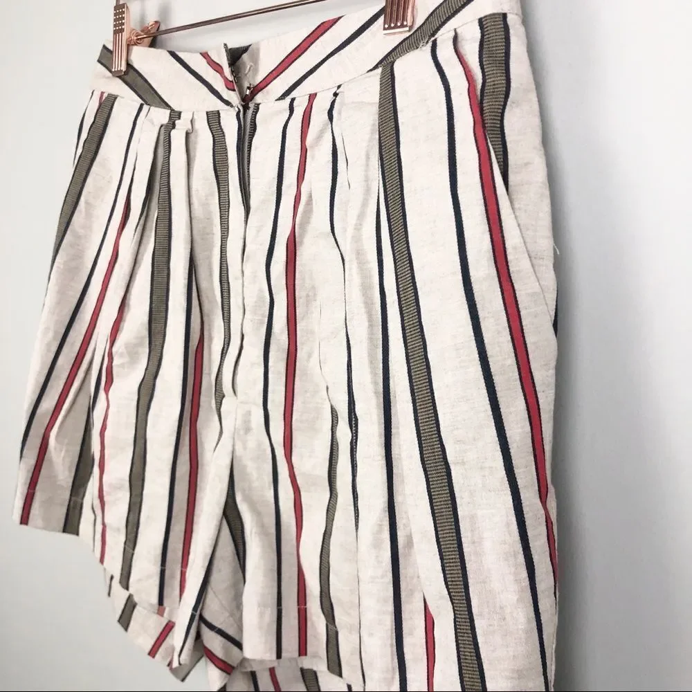 J.O.A LOS ANGELES | High Rise Striped Beige Black & Red Shorts Women’s Size M